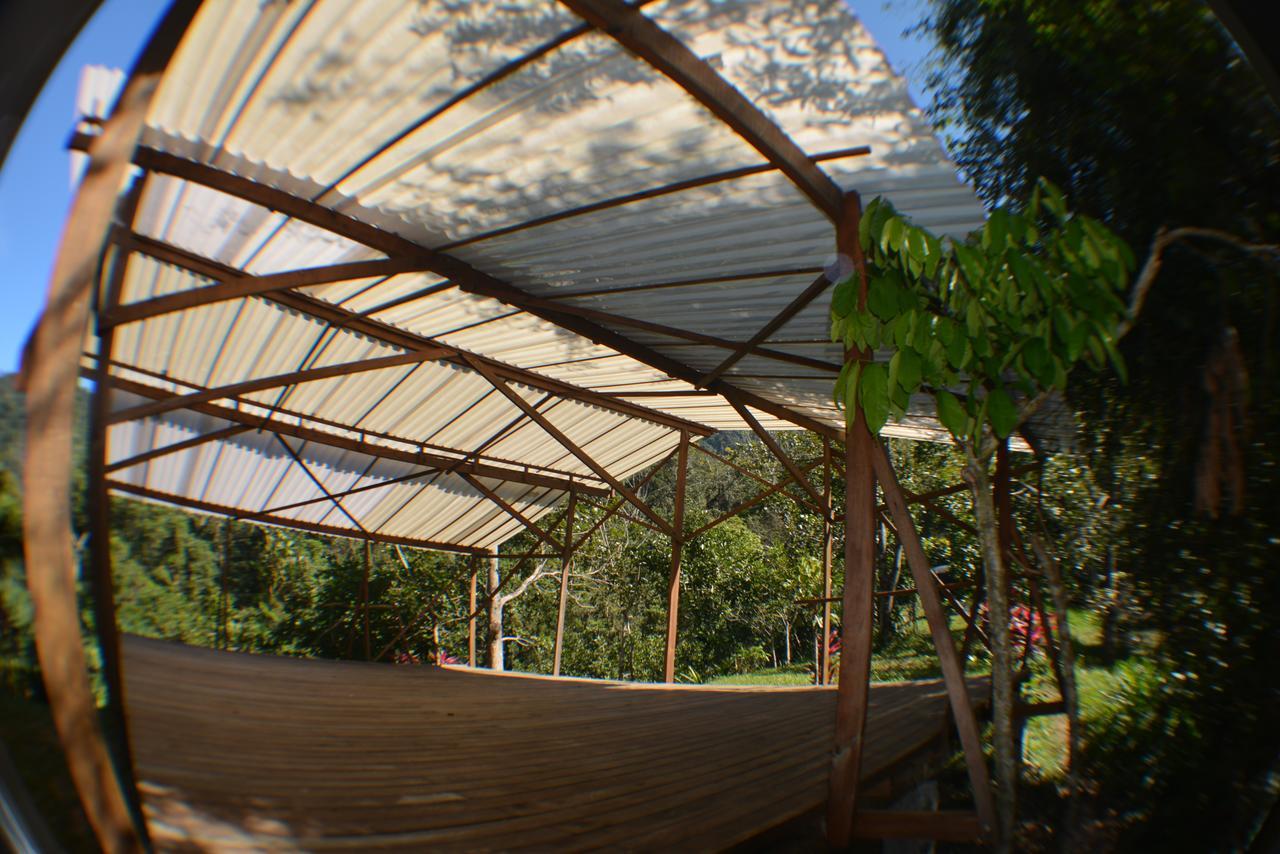 Omega Tours Eco-Jungle Lodge La Ceiba Eksteriør billede