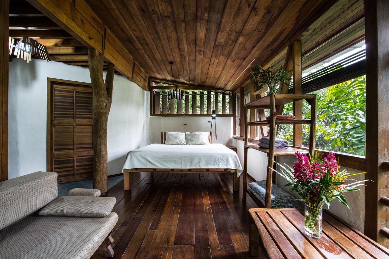 Omega Tours Eco-Jungle Lodge La Ceiba Eksteriør billede