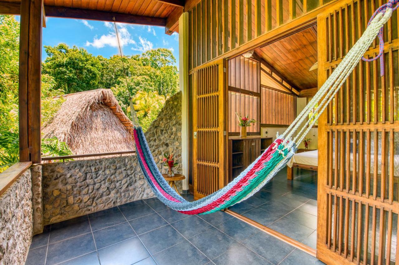 Omega Tours Eco-Jungle Lodge La Ceiba Eksteriør billede