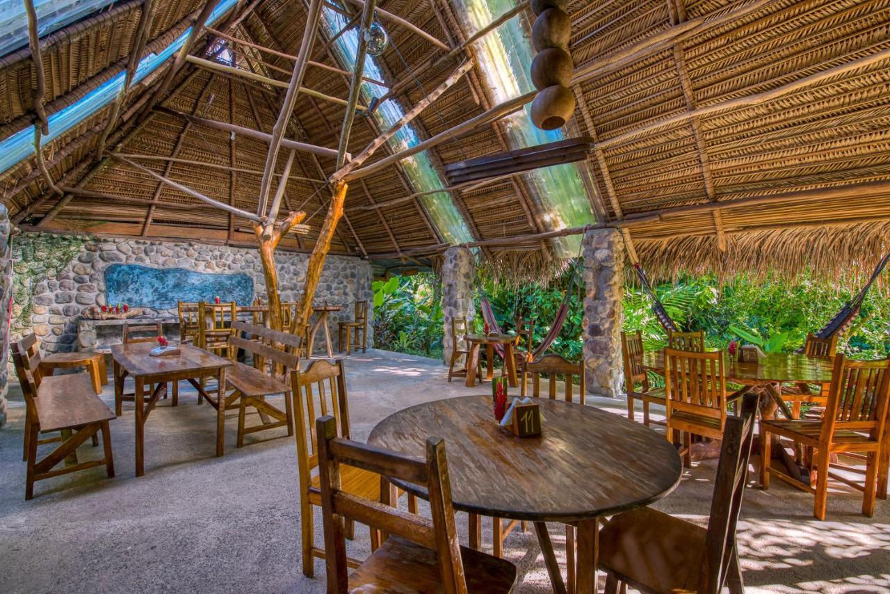 Omega Tours Eco-Jungle Lodge La Ceiba Eksteriør billede